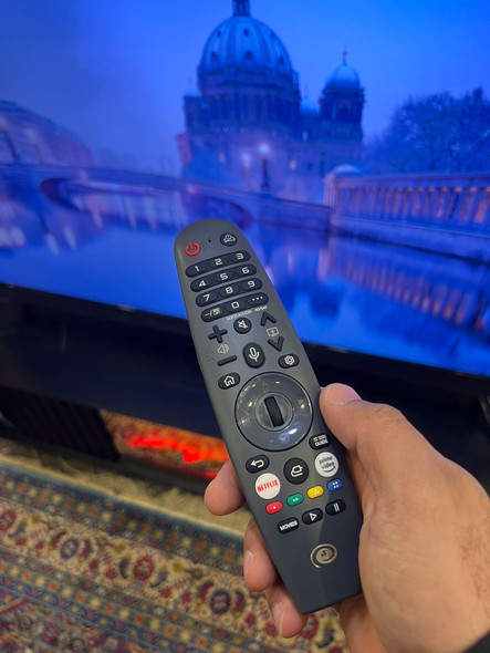 شاشة الجشعمي قياس 55 TV